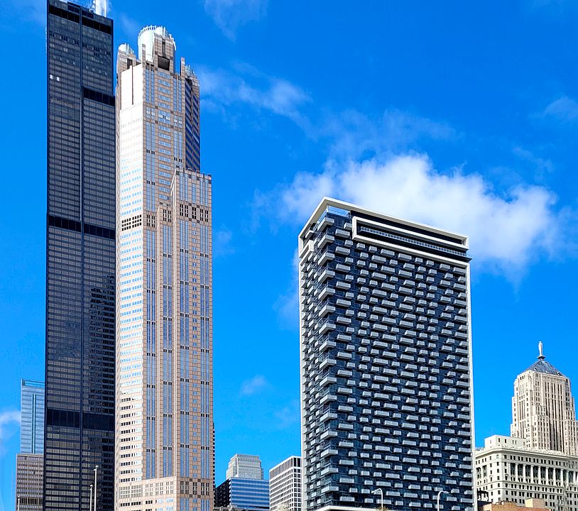 1st image of 235 W Van Buren St Unit 4009
