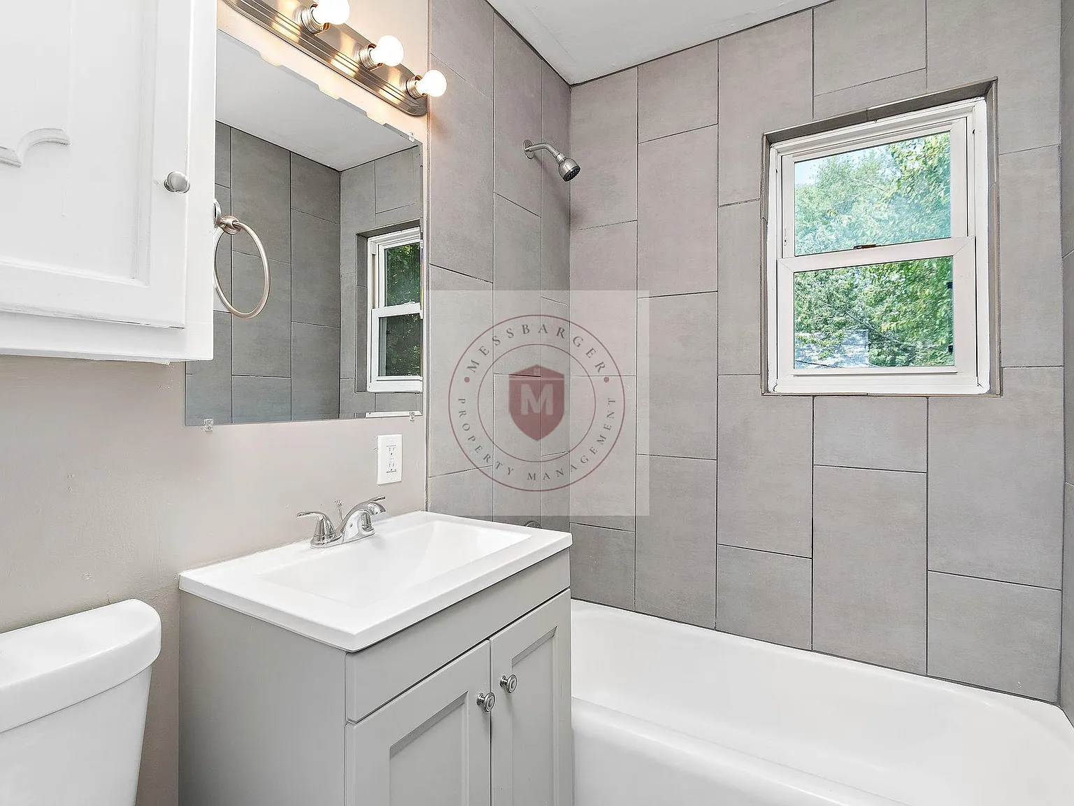 3 bed, $1,400 — Photo 4