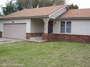 2531 S Fort Ave, Springfield, MO 65807