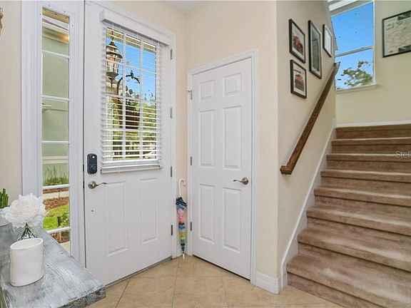 4th image of 1114 Victoria Glen Dr