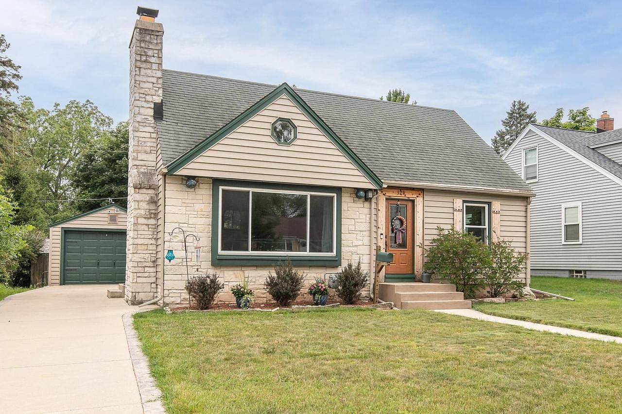 529 Oak STREET, South Milwaukee, WI 53172 MLS 1845843 Zillow