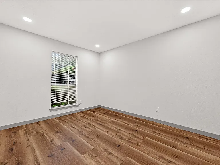 3102 Knotty Oaks Trl — Photo 5