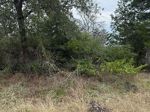 2nd image of 236 Kaelepulu Dr