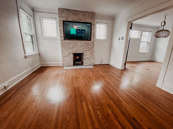 5th image of 2852 Observatory Ave Unit 2