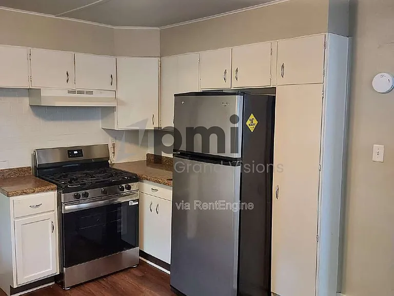 1609 E Johns Ave — Photo 6