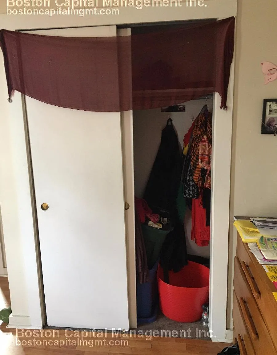 2 bed, $2,695 — Photo 4