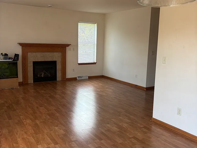 514 N Westmount Dr #4 — Photo 12