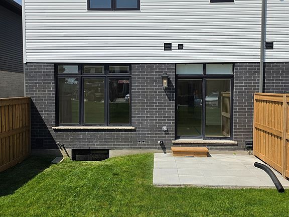 3rd image of 55 Teal Dr #43