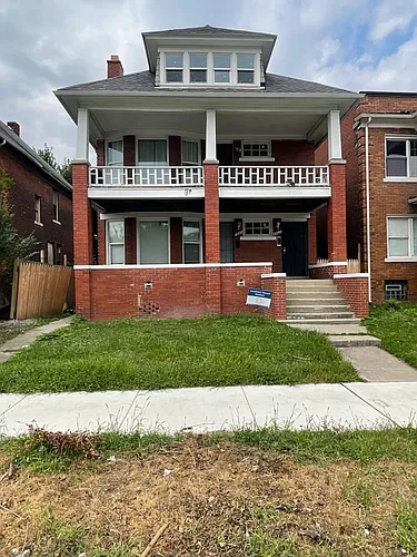 1561 W Grand Blvd #1 Photo 1