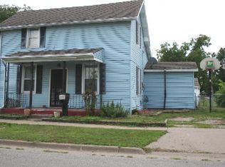 1808 Baker Ave, Muscatine, IA 52761