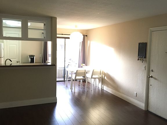 4th image of 8731 Graves Ave Unit 21