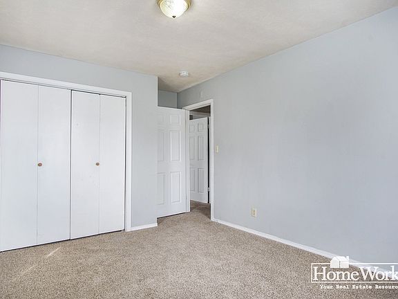3rd image of 1634 1/2 S William St
