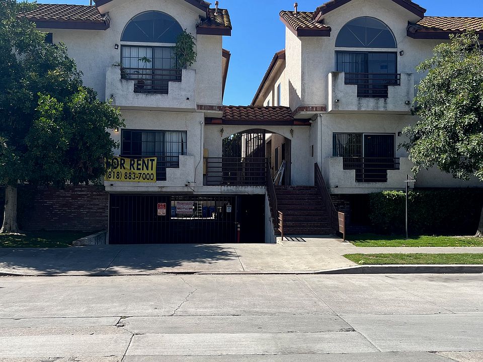 1st image of 11250 Morrison St #204