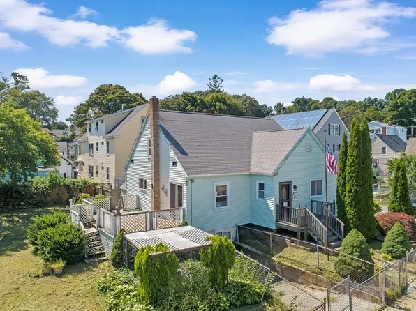 10 Lynch St, Lawrence, MA 01841