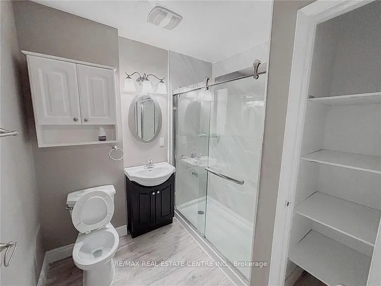 222 Harvard Pl #G — Photo 24