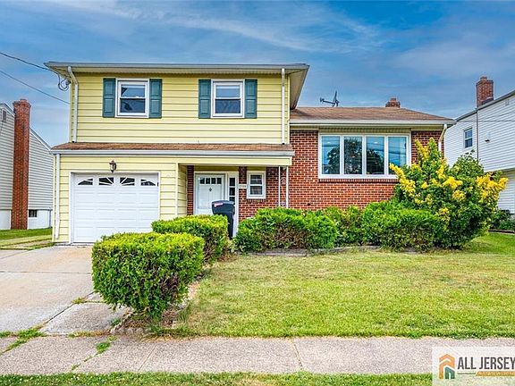 2nd image of 2300 Desisto Dr