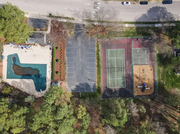 7232 Ewing Pl, Raleigh, NC 27616