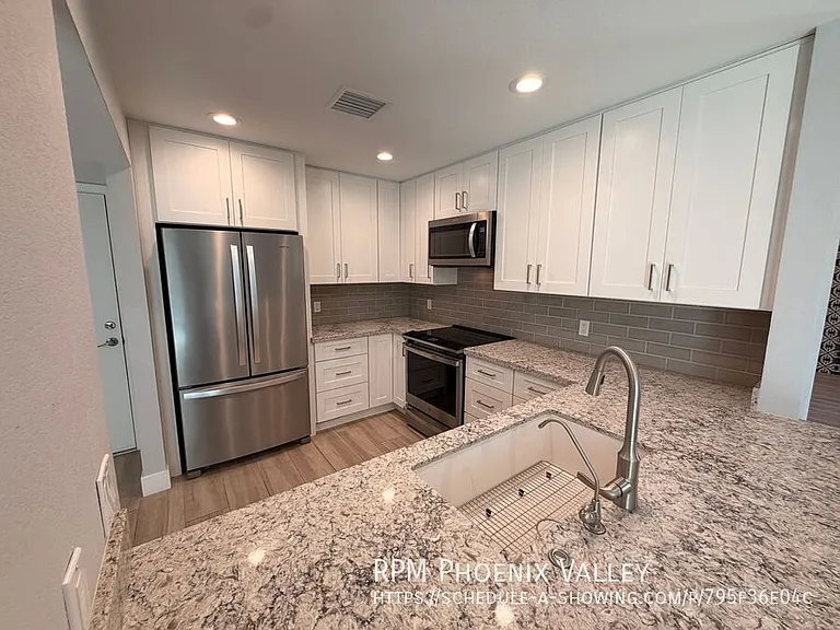 7826 E San Miguel Ave — Photo 9