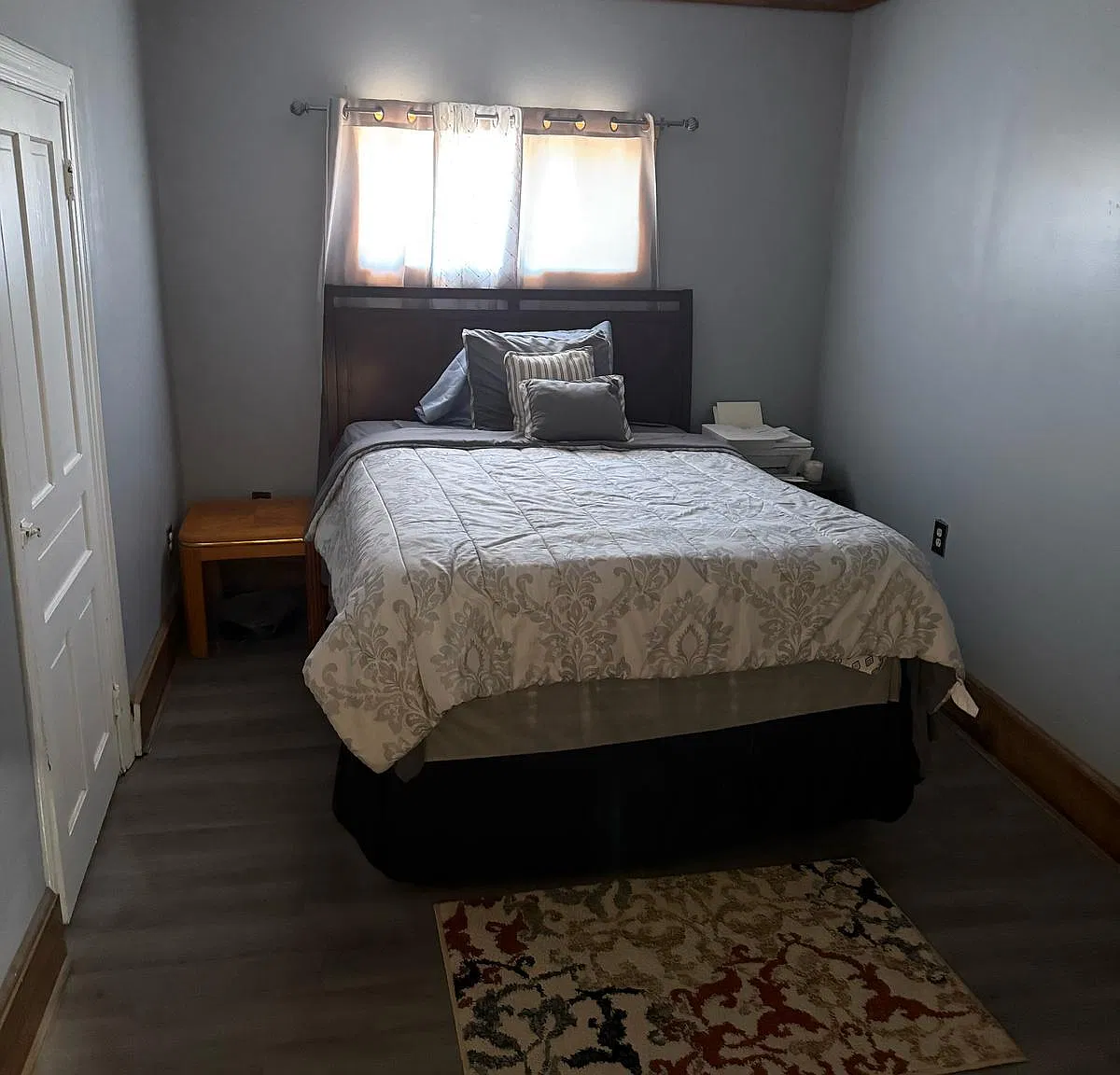 3 bed, 1.5 bath, $1,300 — Photo 4
