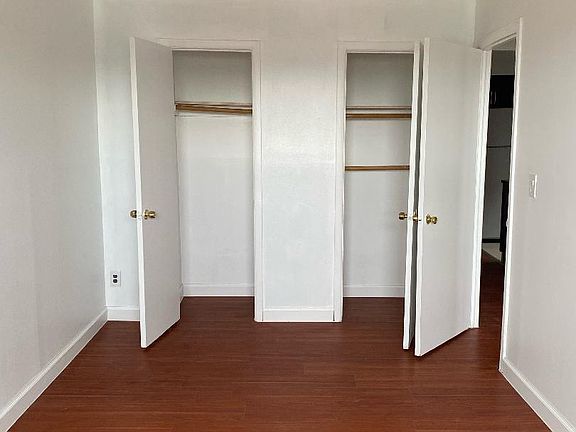2nd image of 1043 Revere Ave