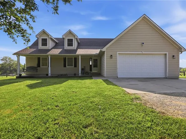 14711 NE State Rte E, Adrian, MO 64720