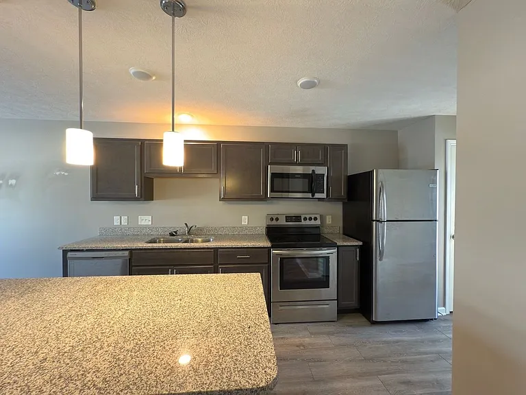 700 N 22nd St #302 — Photo 9