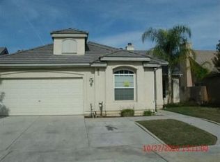 2898 E Emerald Ave, Fresno, CA 93720