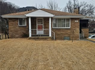 612 Walnut Ave, Clairton, PA