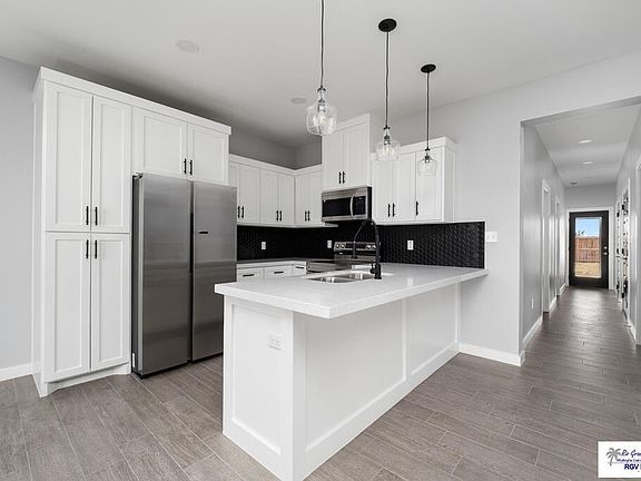 5th image of 7912 Villa Fino Ln