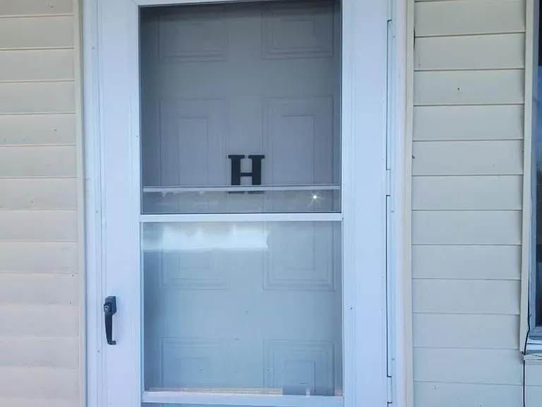 390 Lake Shr W #H — Photo 2
