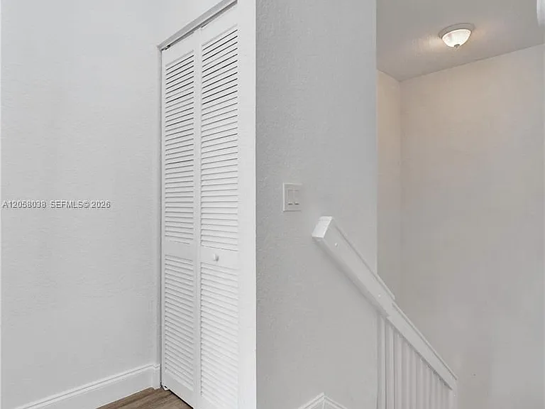 1315 N Santa Catalina Cir #1315 — Photo 28