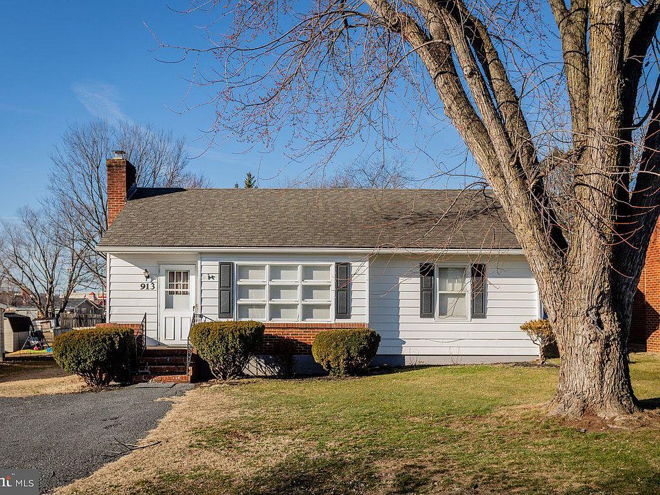 1st image of 913 Spotswood Dr