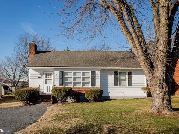 913 Spotswood Dr, Harrisonburg, VA 22802