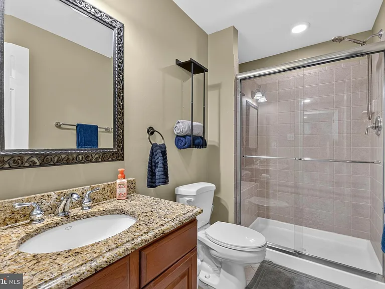 8147 Cancun Ct — Photo 54