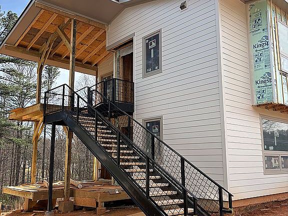 3rd image of 3850 Rivermont Rd