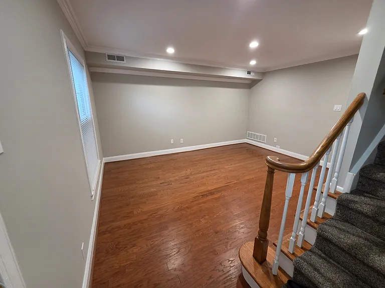 122 Wellington Ter #10A — Photo 2