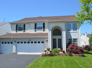 2531 Whitehall Ln, Naperville, IL