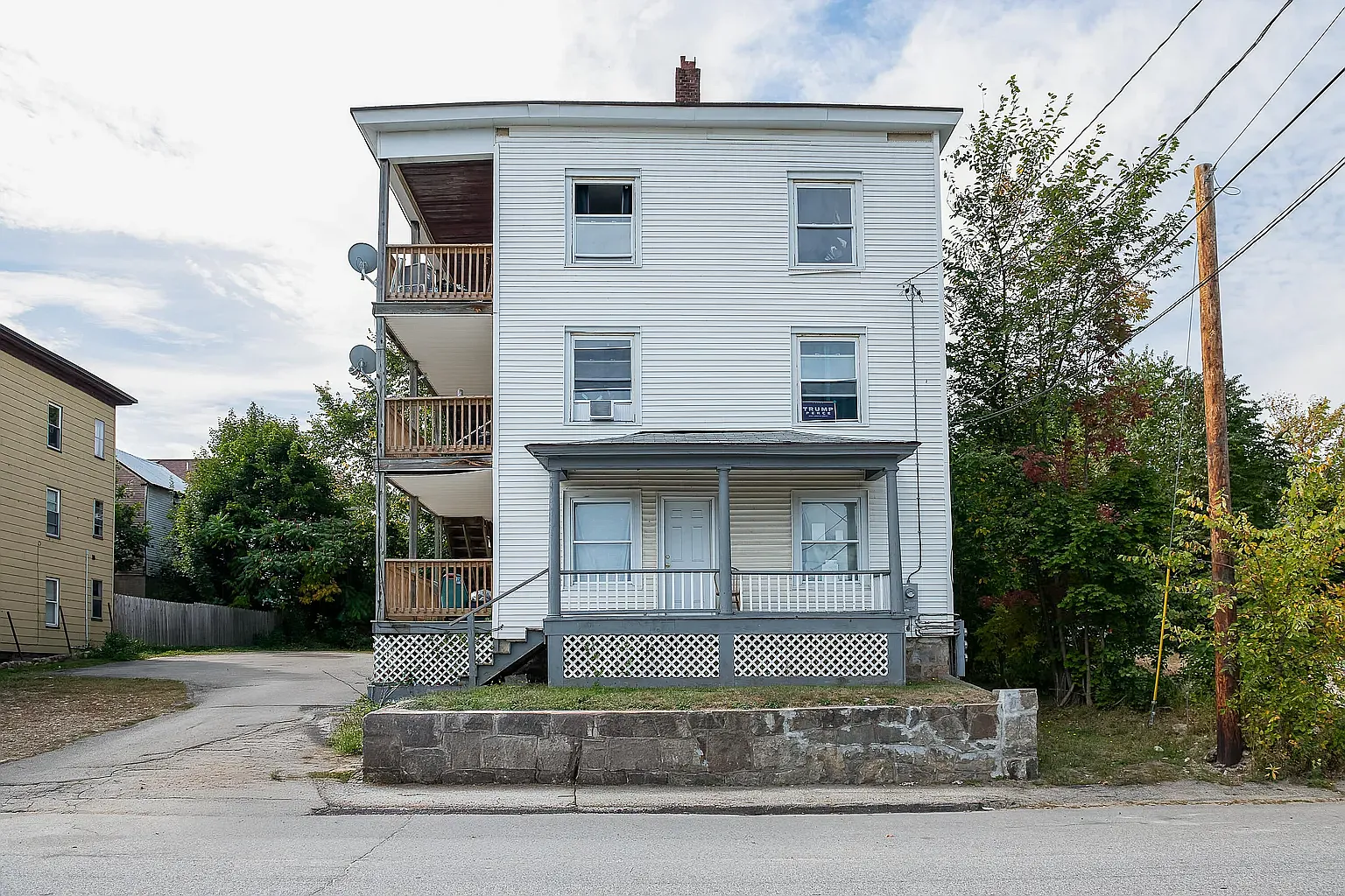 2 bed, $1,125 — Photo 2