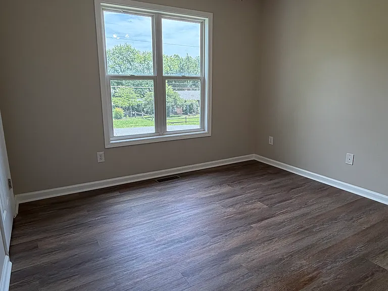 202 Pulliam St — Photo 14