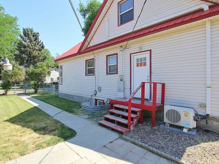 1502 Ellis Ave — Photo 24