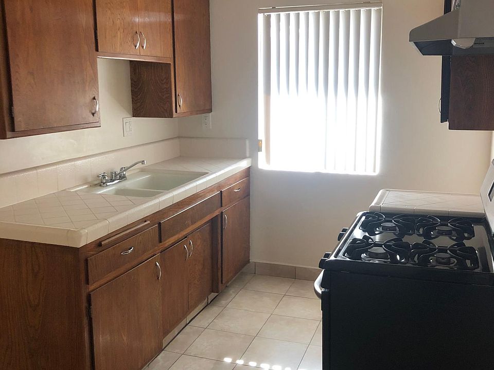2nd image of 7327 Pickering Ave #16