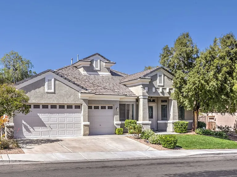 1393 Romanesca Dr — Photo 2