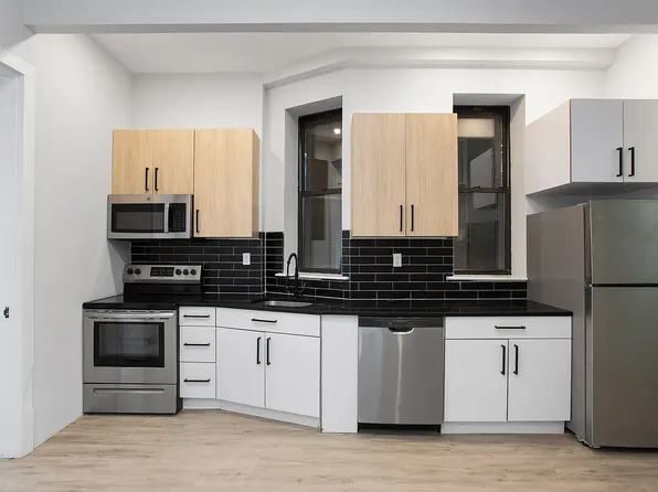 152 Patchen Ave #1R, Brooklyn, NY 11221