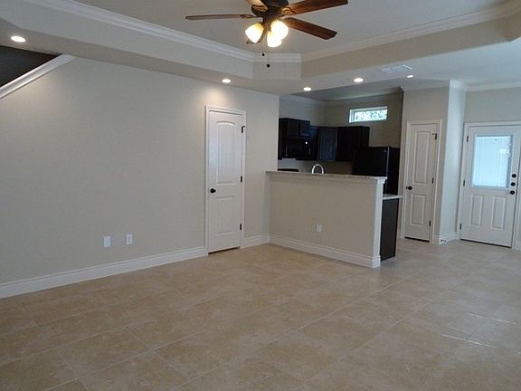 5th image of 6638 Mia Way #101