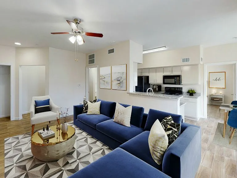 Franklin Apartments — Photo 4