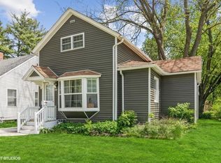 615 Illinois Ave, Elgin, IL 60120