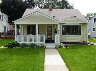 309 7th Ave N, Hopkins, MN 55343