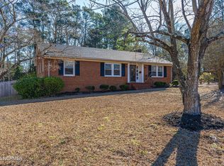 800 Aspen Ln, Rockingham, NC 28379