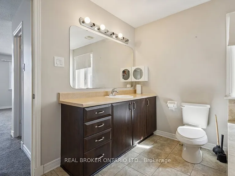 155 Rodeo Dr — Photo 26