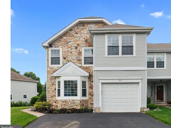 2nd image of 24 Yorkshire Dr
